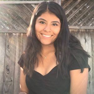 Meet your Posher, Areli